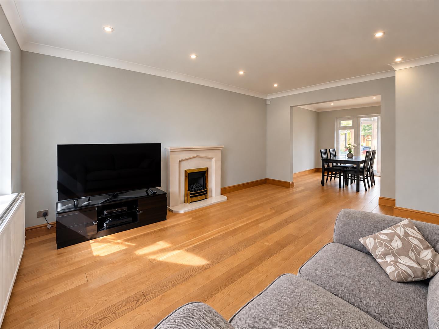 3 bed property in Kennington Close, Newport Pagnell
